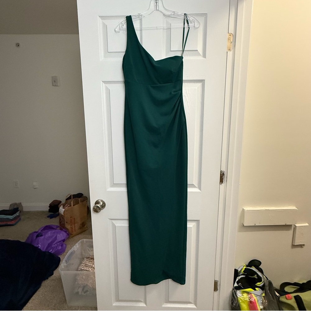 Windsor Dark Green One-Shoulder Maxi Dress Women’s Small